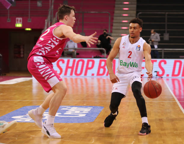 明星首发中 明星首发中