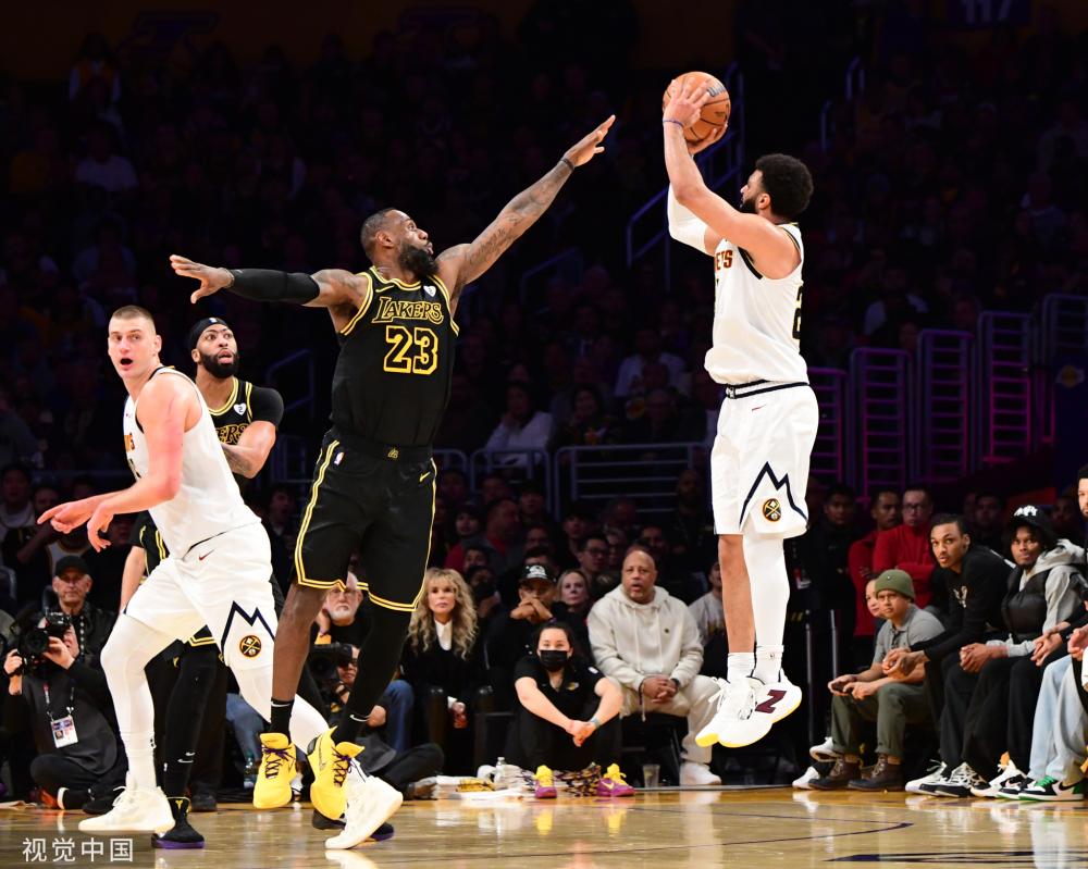 他的第一个 他的第一个