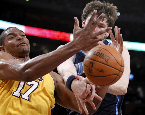 还展现了对 还展现了对