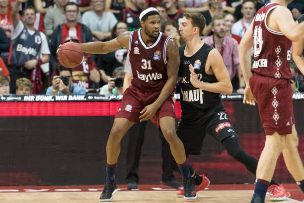 吞下了苦涩 吞下了苦涩