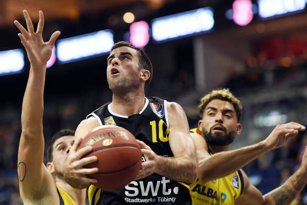 马丁内斯来 马丁内斯来